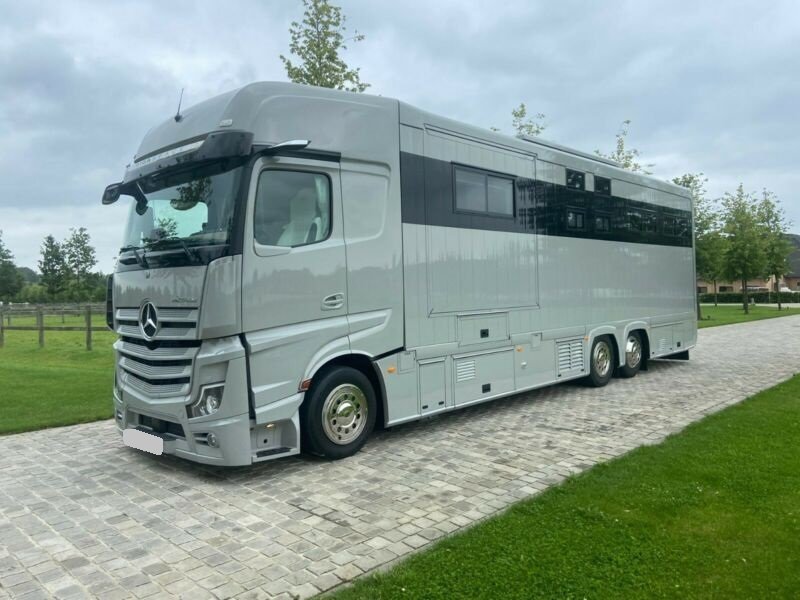 Camion Mercedes Actros 5 chevaux