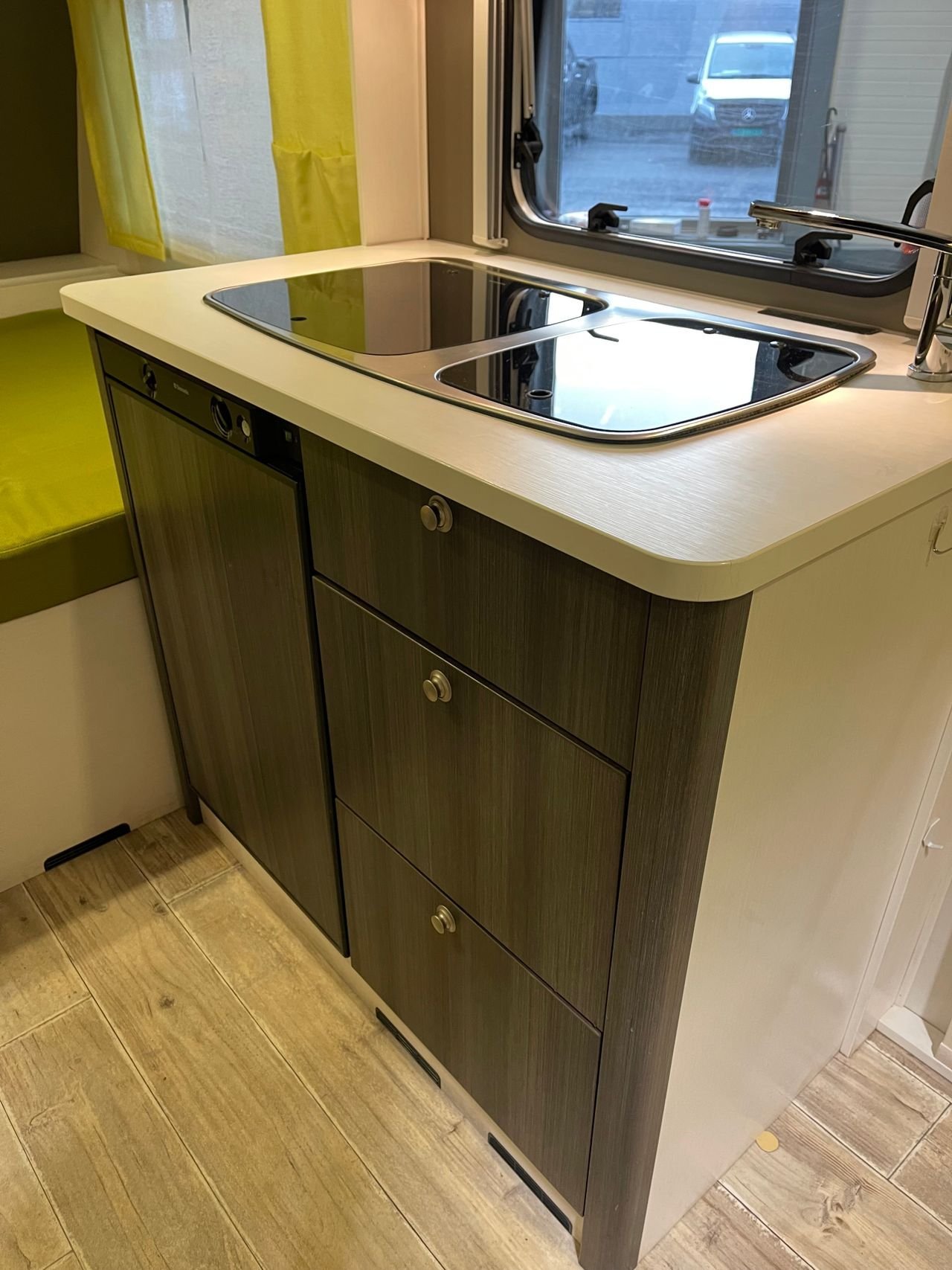 Caravane Dethleffs 415 QL C'Go – Image 18