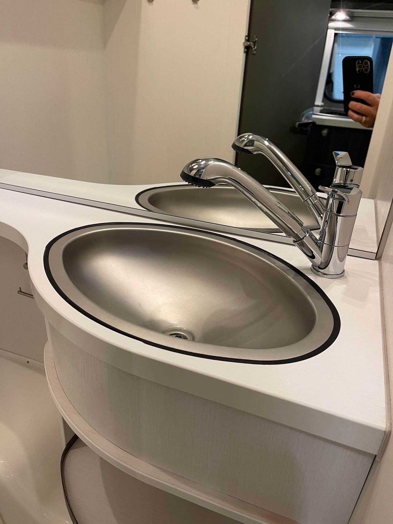 Caravane Dethleffs 415 QL C'Go – Image 8