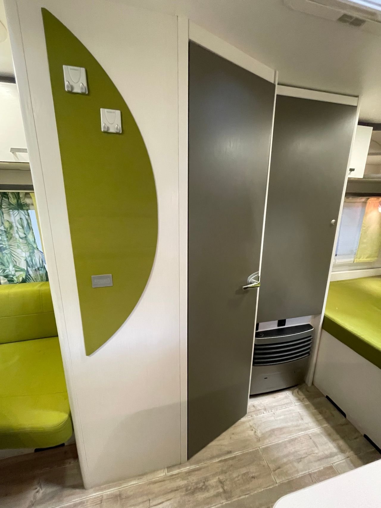 Caravane Dethleffs 415 QL C'Go – Image 13