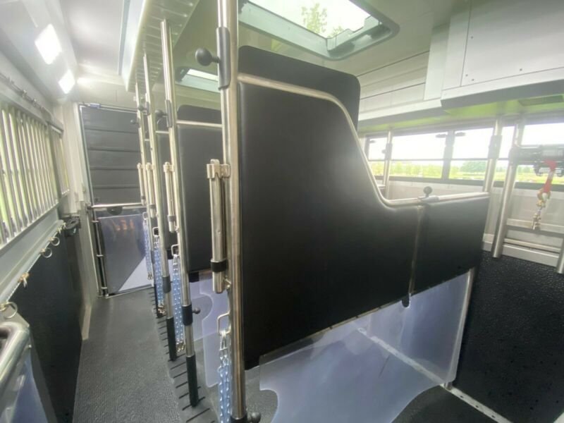 Camion Mercedes Actros 5 chevaux – Image 2