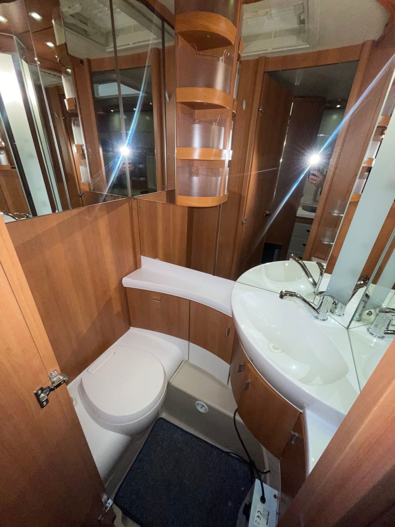 Caravane Hobby 560 Prestige – Image 18