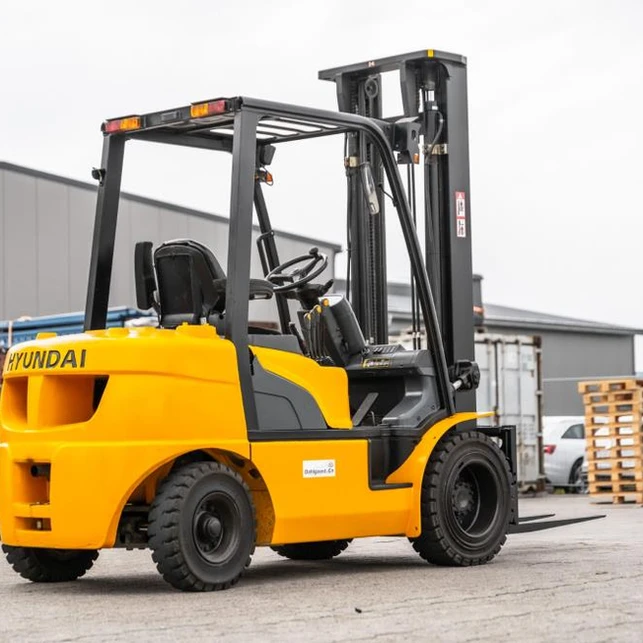 Chariot élévateur diesel Hyundai 30D-7 – Image 9