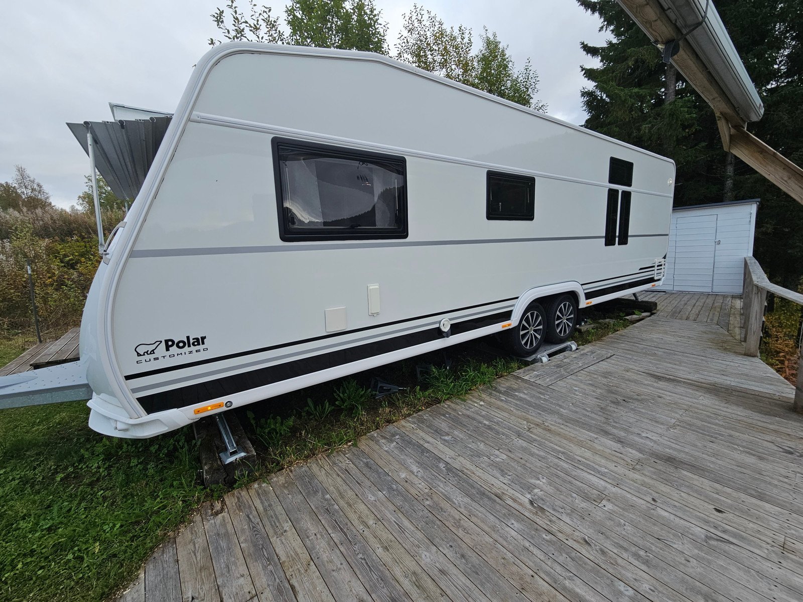 Caravane Customized Polar 730