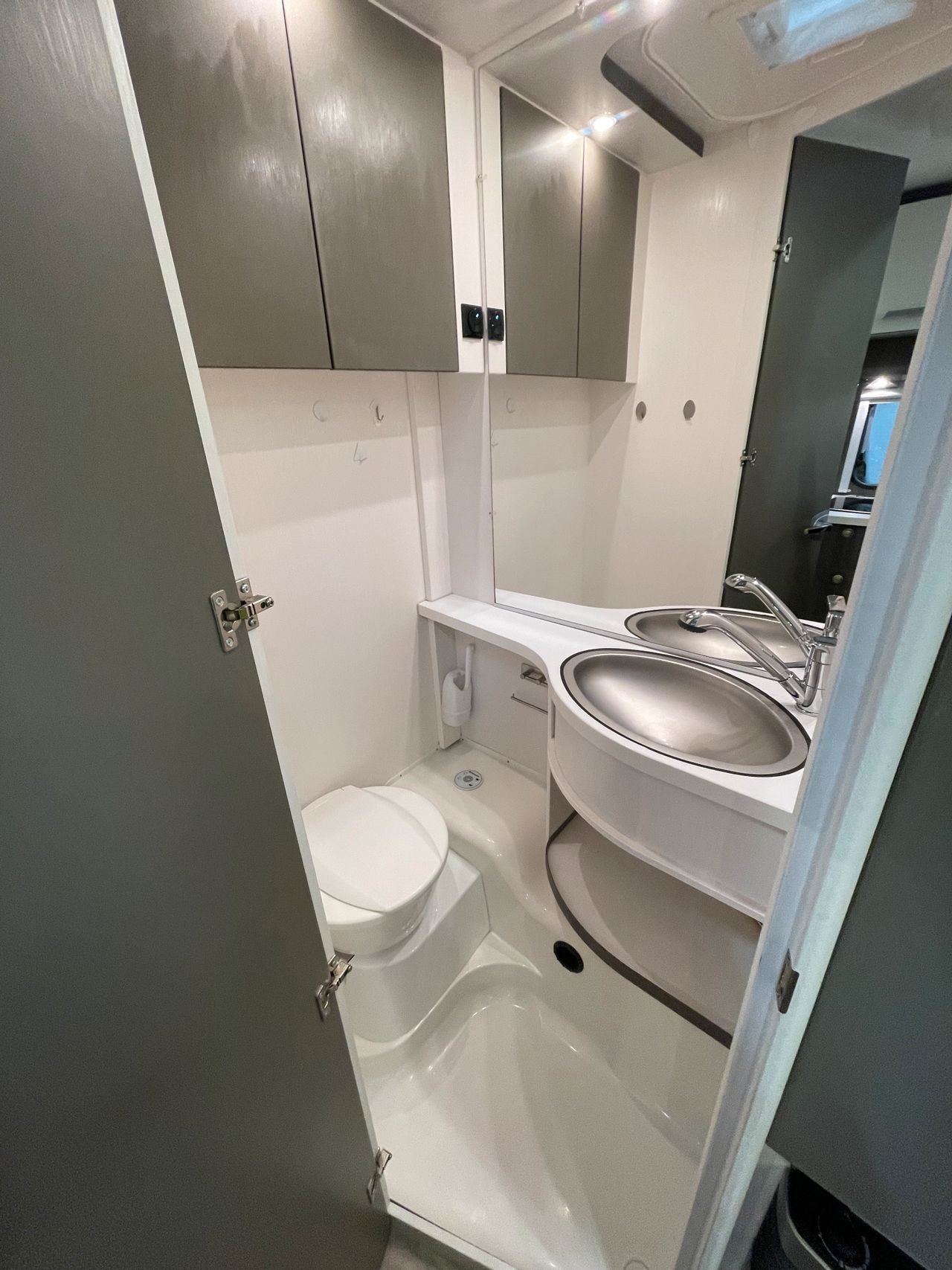 Caravane Dethleffs 415 QL C'Go – Image 10