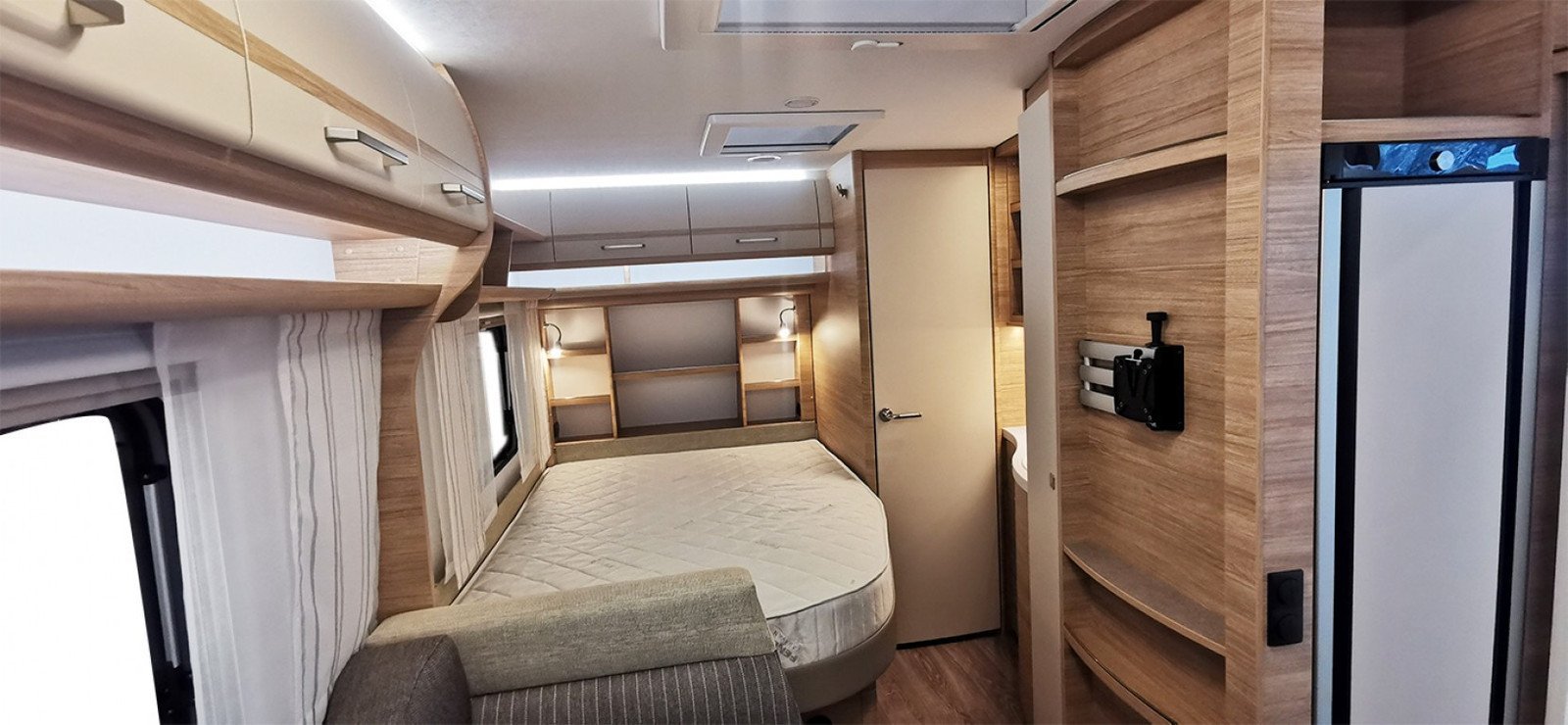 Caravane Fendt 390 FHS Bianco Activ – Image 8