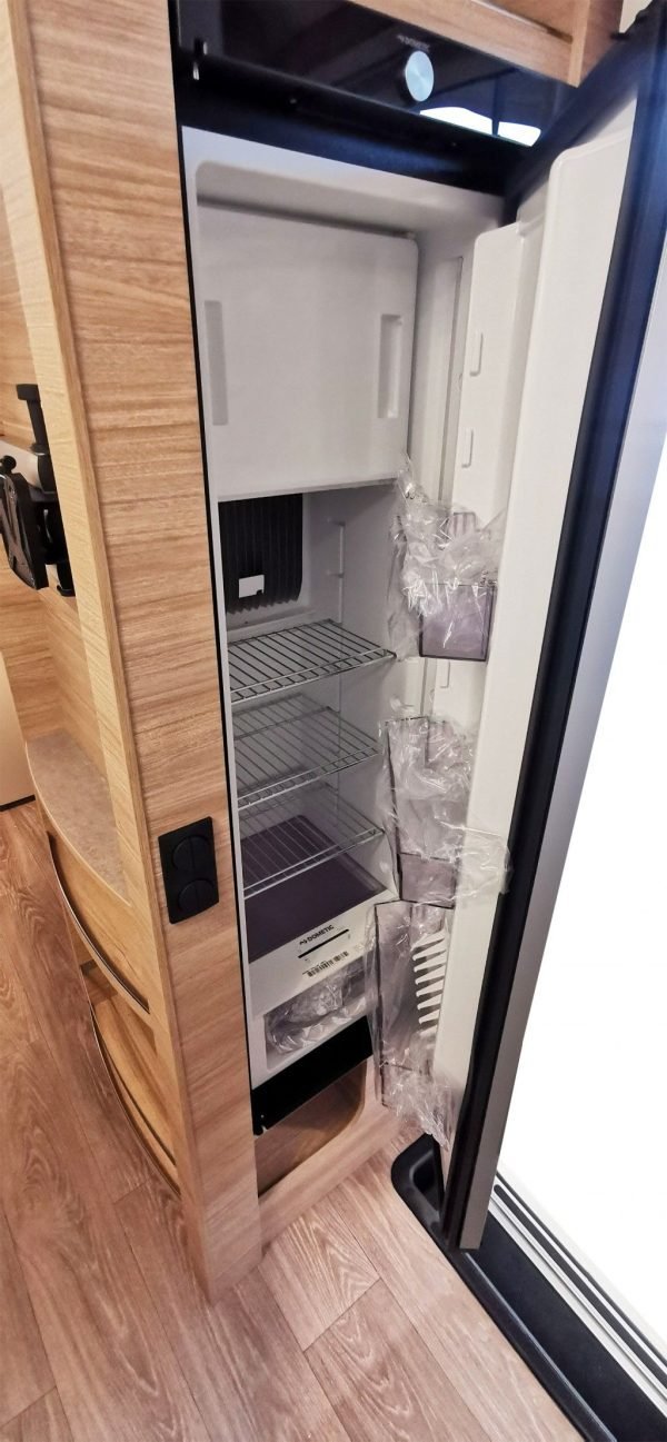 Caravane Fendt 390 FHS Bianco Activ – Image 15