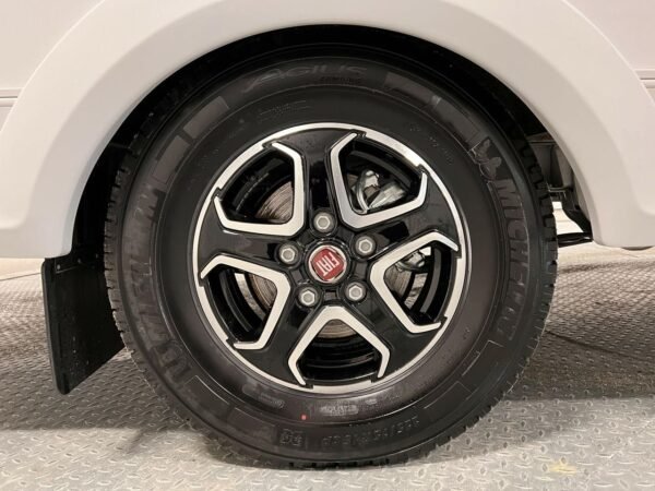 Camping-Car Fiat Ducato Adria Matrix Plus 670 SL 2.2/180 ch – Image 31
