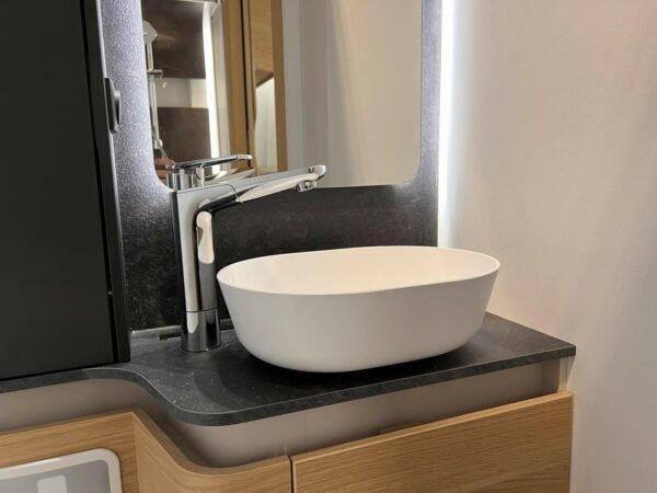 Camping-Car Fiat Ducato Adria Matrix Plus 670 SL 2.2/180 ch – Image 13