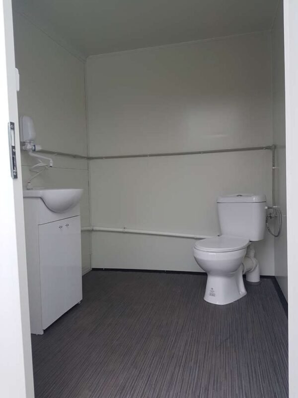 Remorque Sanitaire avec toilette double 3,50x2M 750KG – Image 12
