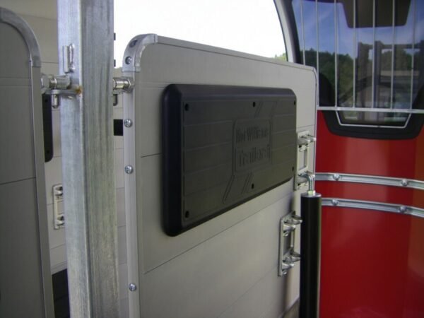 Van 2 places Ifor Williams HBX 506 – Image 14