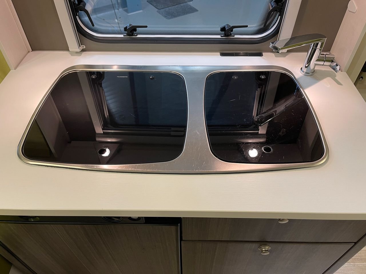 Caravane Dethleffs 415 QL C'Go – Image 15