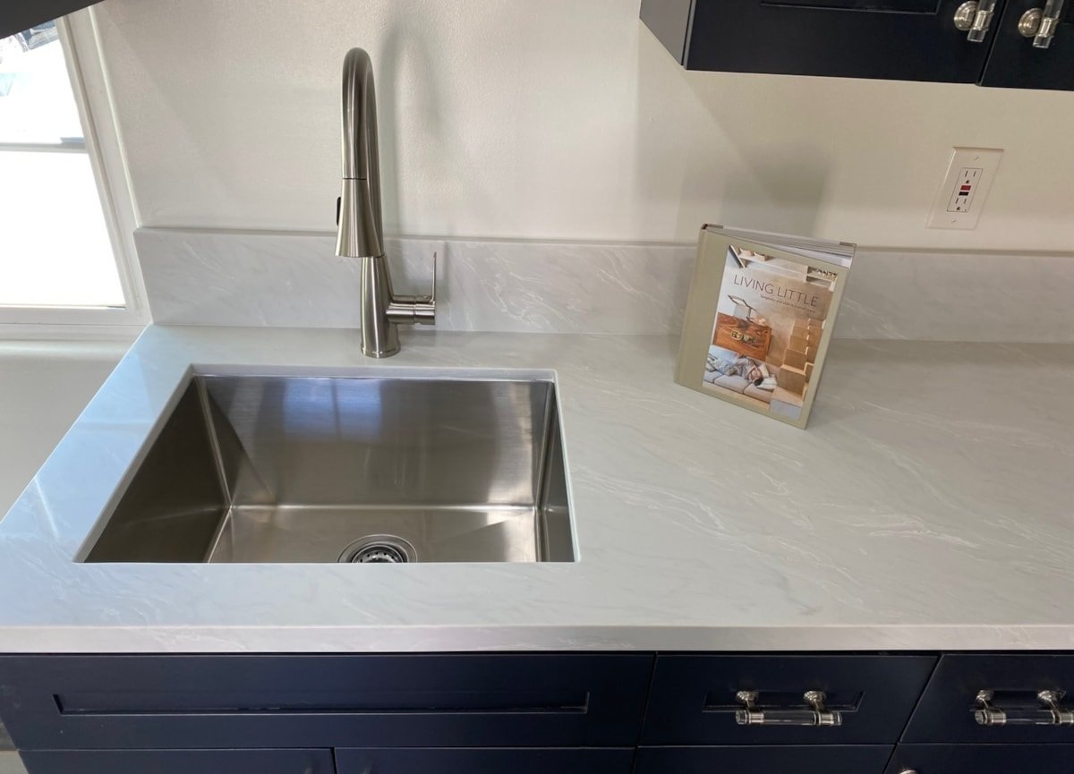 Tiny House sur une remorque de 30m² avec double climatisation – Image 4