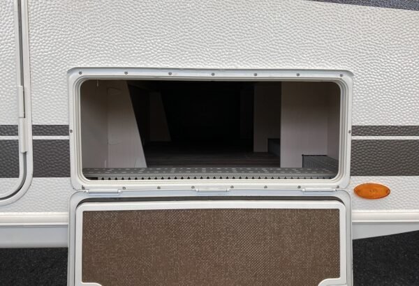 Caravane Dethleffs c'go 465 KR – Image 17