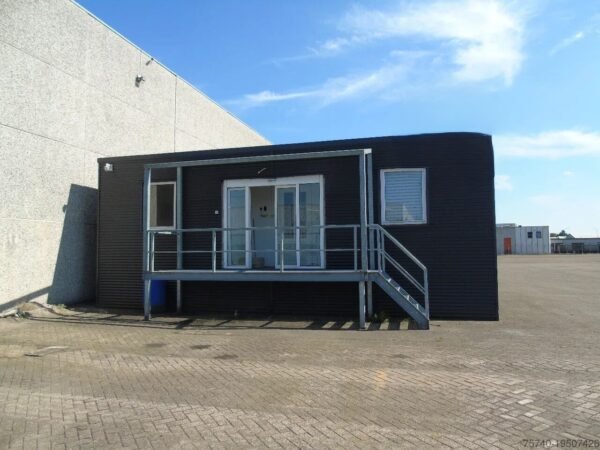 Conteneur de bureaux/résidentiels de 100 m² – Image 13