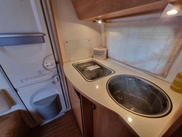 Caravane Dethleffs Campy 2 – Image 27