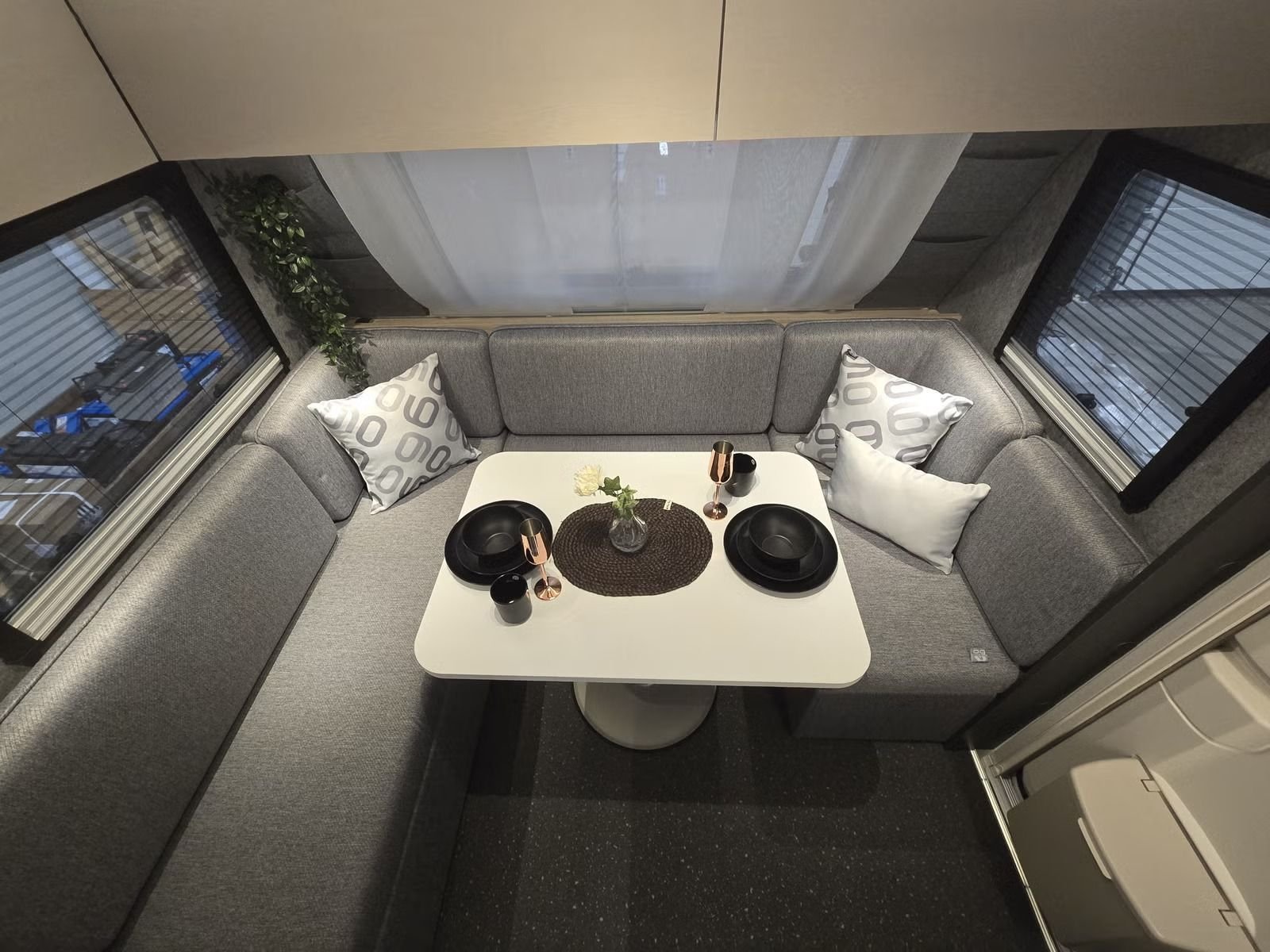 Caravane Adria Altea 502 UL 60Y Édition – Image 5