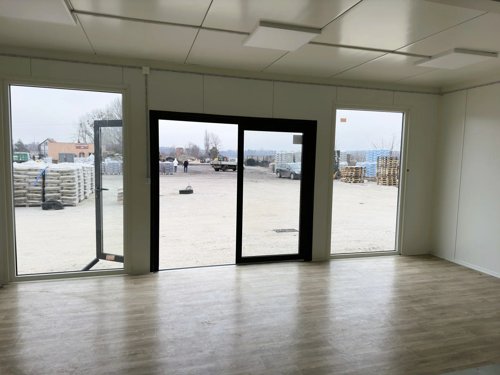 Conteneur Modulaire en panneaux sandwich – bureaux, commerces/logements, 6 pièces – 63 m² – Image 17
